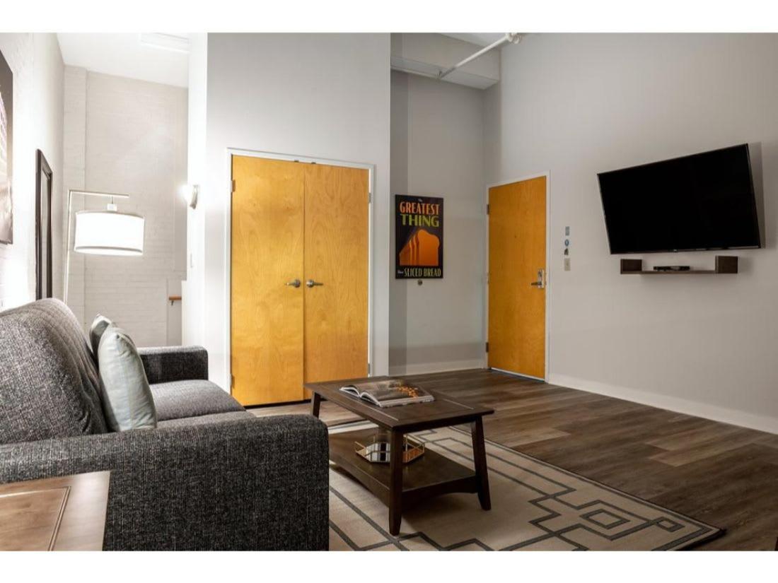 2Br 2Ba In The Block By Cozysuites! อินเดียนาโพลิส ภายนอก รูปภาพ